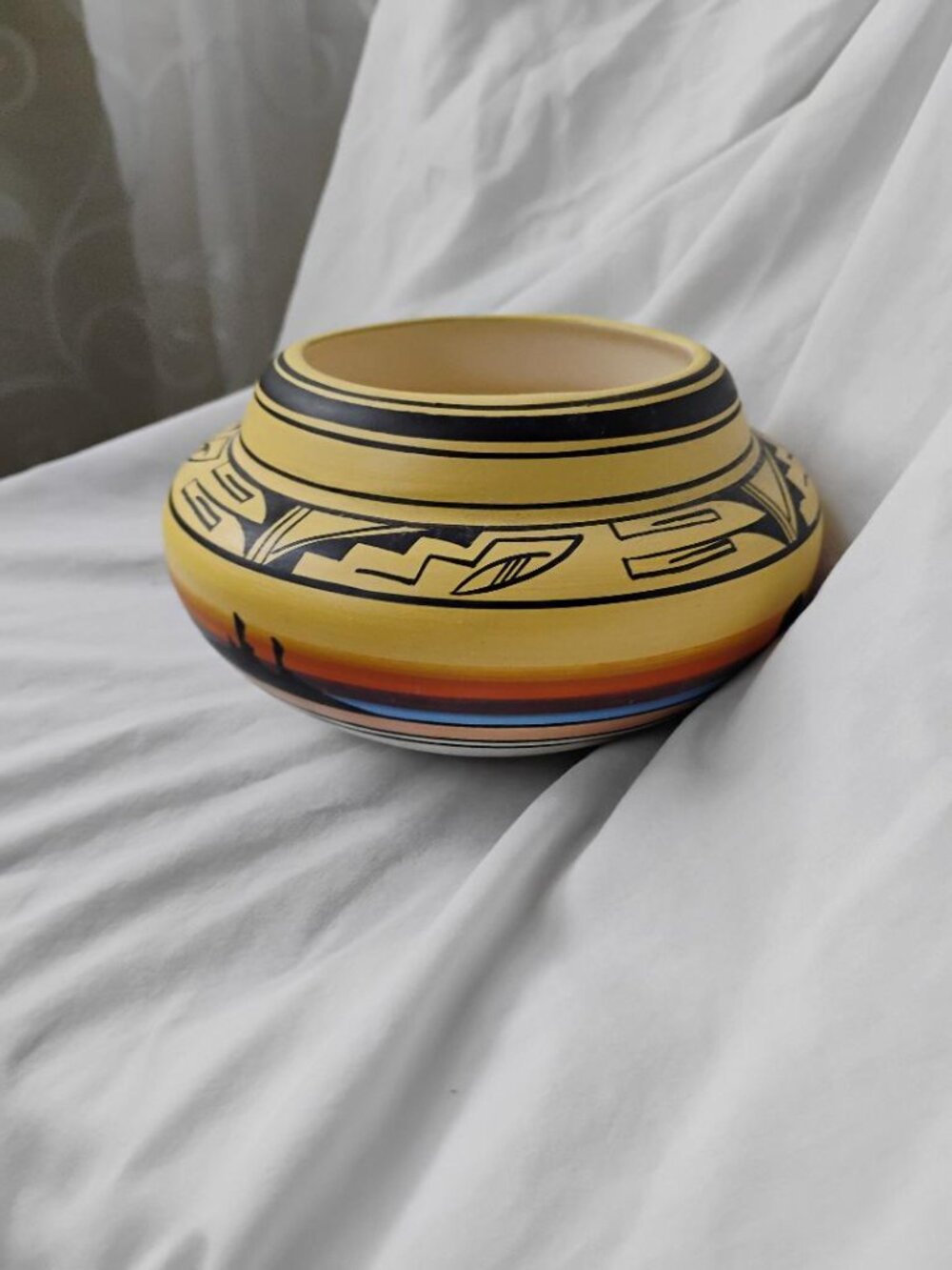 Native American Navajo Naatsilid (rainbow) sunset/sunrise desert landscape pot